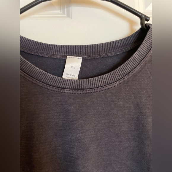 BNWT Avocado Crop Tee, Vintage Black, XS/S - Picture 4 of 6